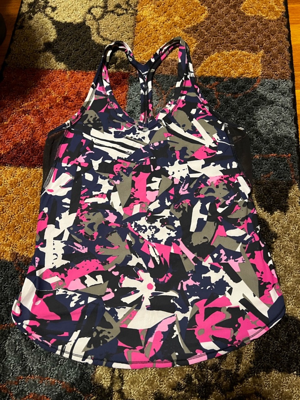 EUC Lululemon athletica Pink Navy White Gray Abstract Racerback Tank size 6